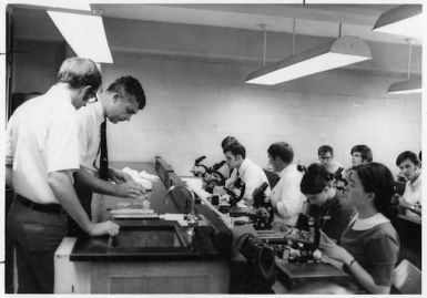 UNC School of Medicine classroom, circa late 1960s to early 1970s; P0058_0019_0001, in the University of North Carolina at Chapel Hill School of Medicine Photographic Collection (P0058), North Carolina Collection Photographic Archives, The Wilson Library, University of North Carolina at Chapel Hill. 